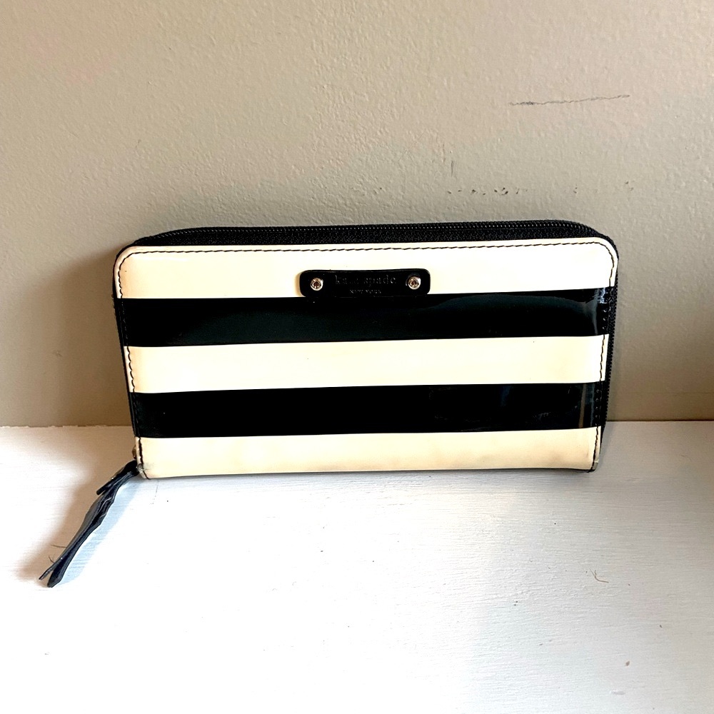 Kate Spade vintage striped wallet